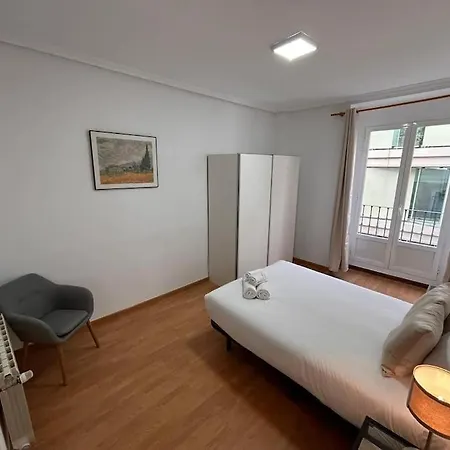 Stunning Apartment In Gran Via For 4 People. S3 Madrid Exterior photo