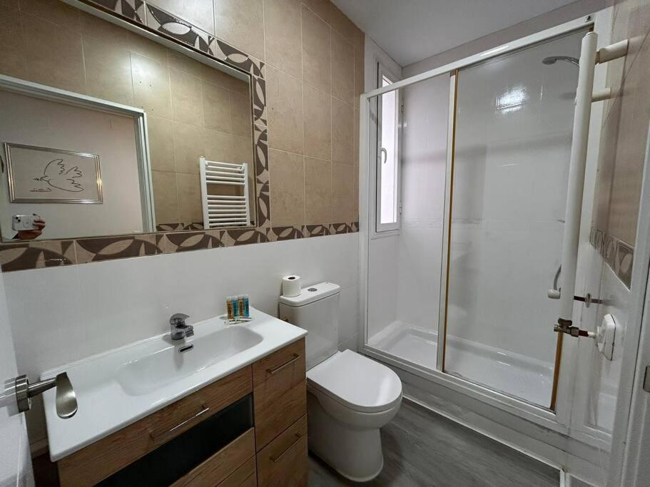 Stunning In Gran Via For 4 People. S3 * Madri